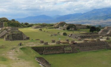 MTB bike tour through Monte Albán & Atzompa trails